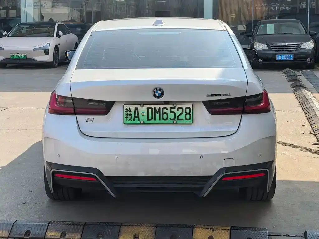 BMW i3 2022 из CN, фото 6