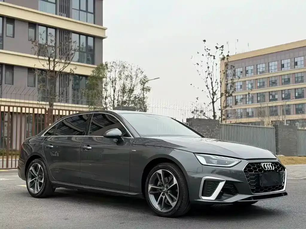 Audi A4L 2021 из CN, фото 3
