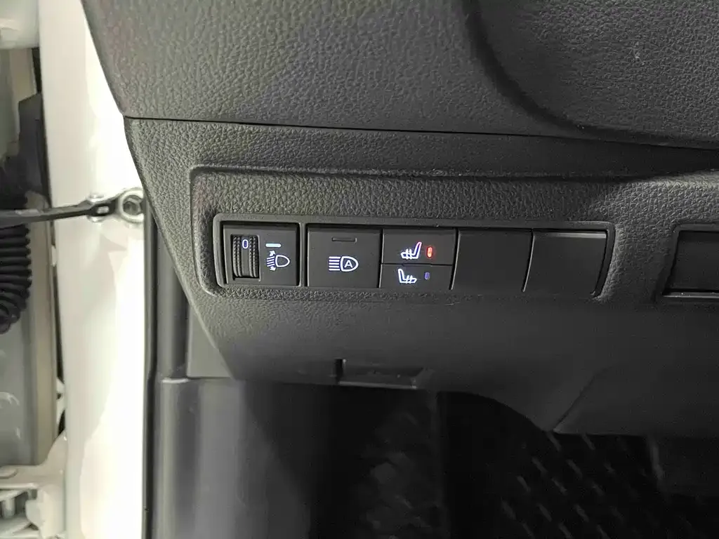 Toyota Corolla 2023 из CN, фото 3