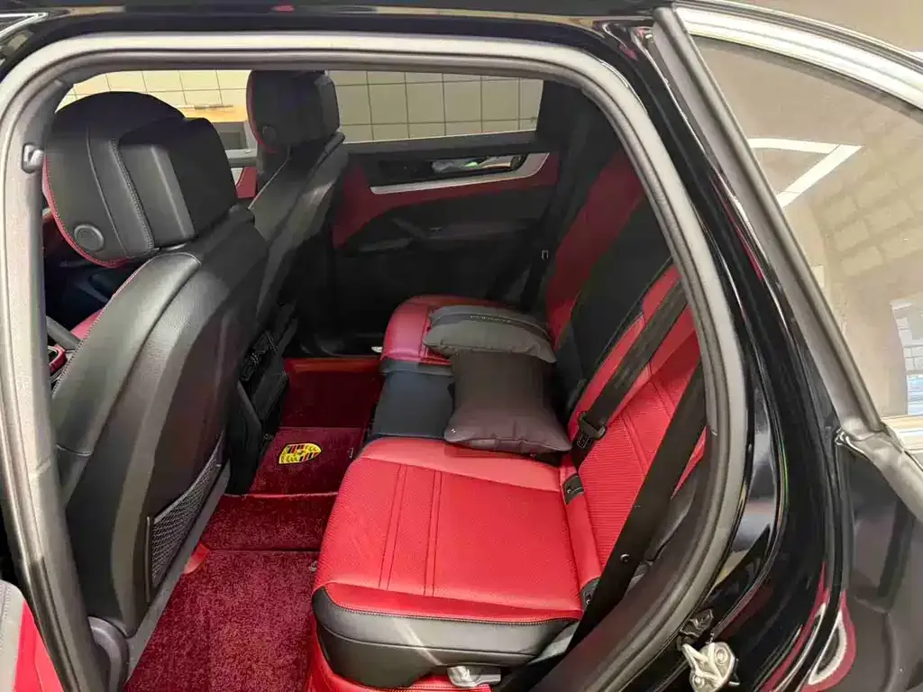 Porsche Cayenne 2023 из CN, фото 3