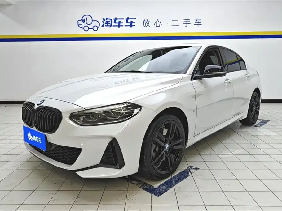 BMW 1 Series — фото 1