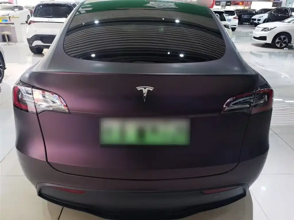 Tesla Model Y — фото 3