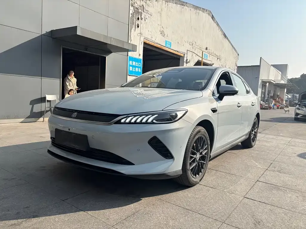 BYD Qin PLUS — фото 1