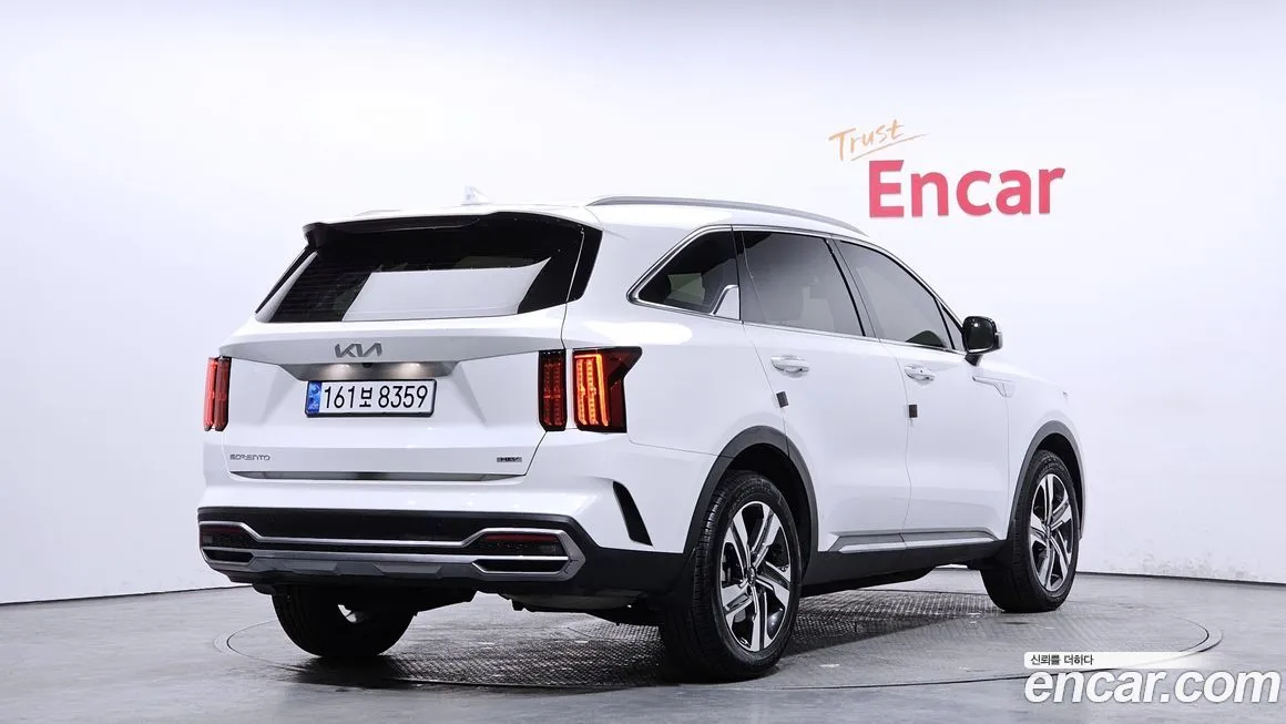 Kia Sorento — фото 7