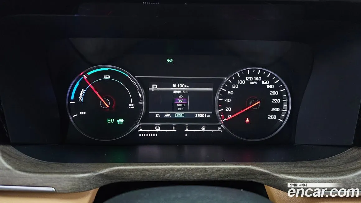 Kia Sorento — фото 4
