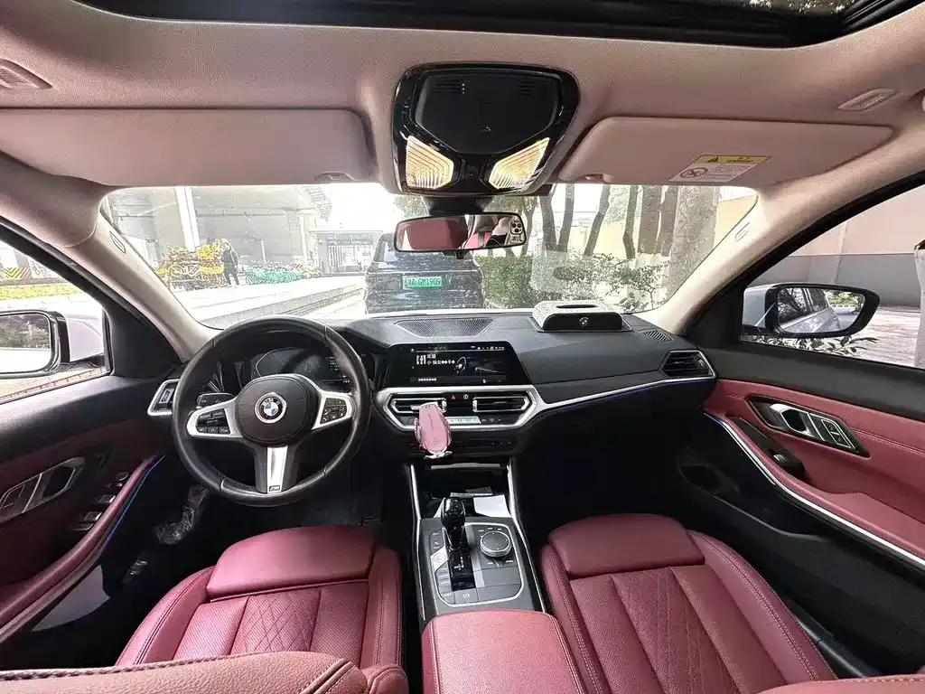 BMW 3 Series 2022 из CN, фото 3
