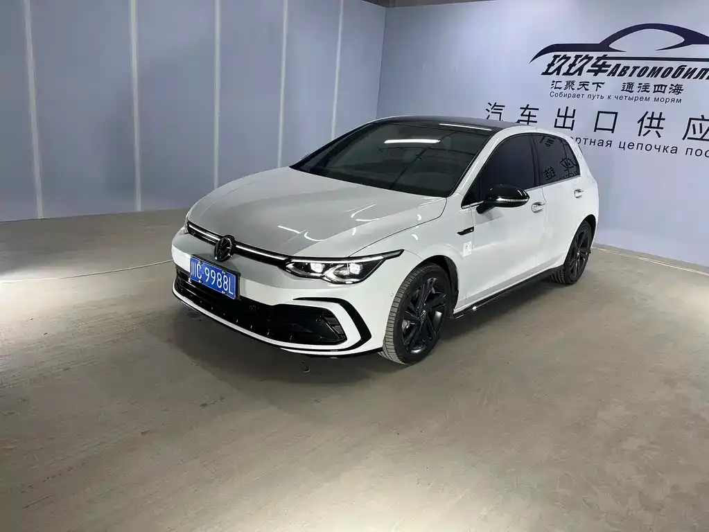 Volkswagen Golf 2023 из CN, фото 1