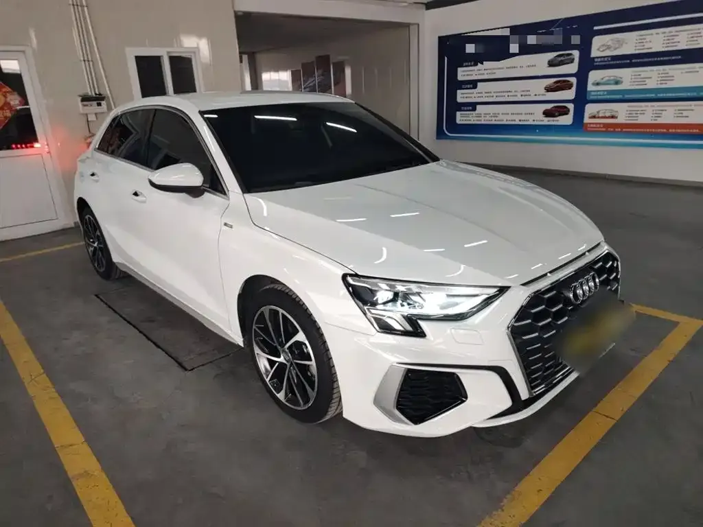 Audi A3 2022 из CN, фото 9