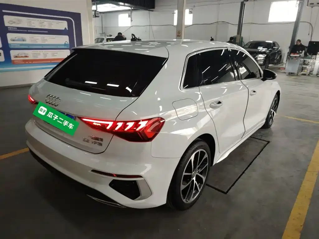 Audi A3 2022 из CN, фото 8