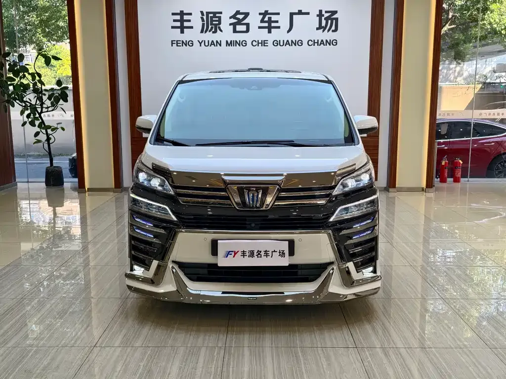 Toyota Vellfire 2021 из CN, фото 7