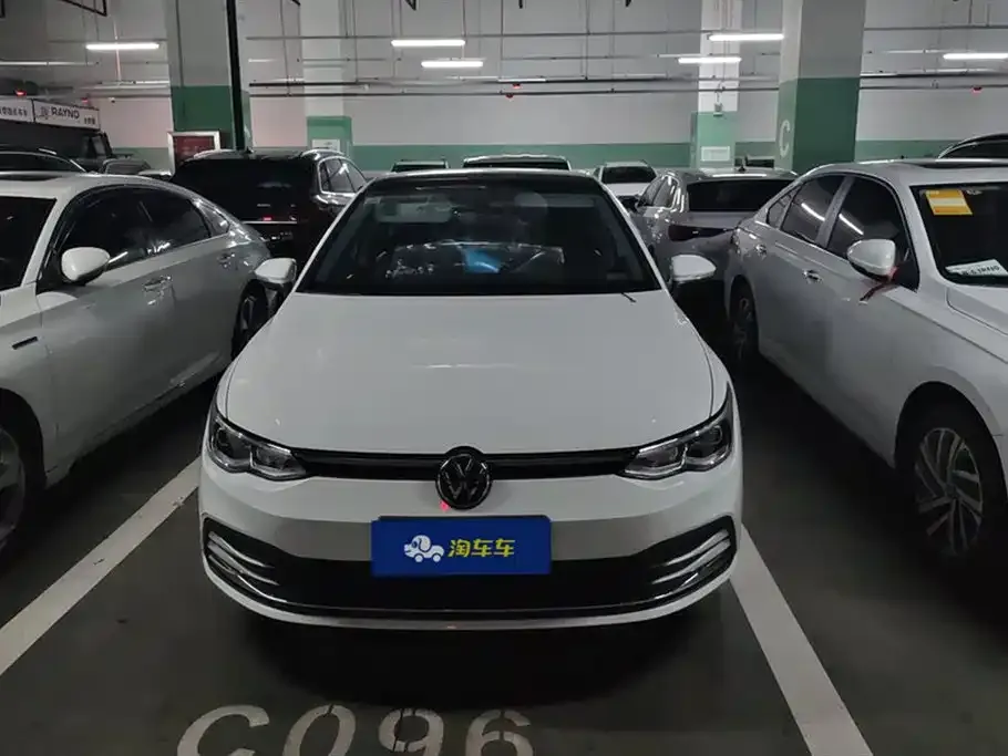 Volkswagen Golf 2021 из CN, фото 4
