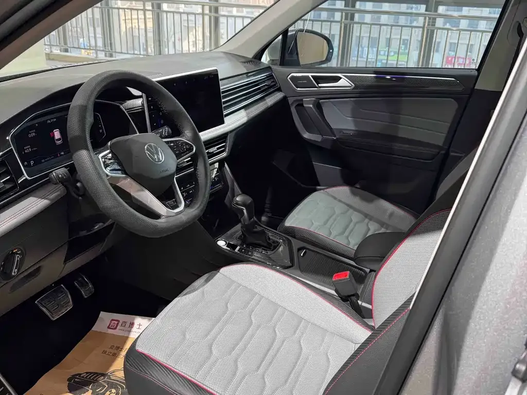 Volkswagen Tiguan L 2021 из CN, фото 9