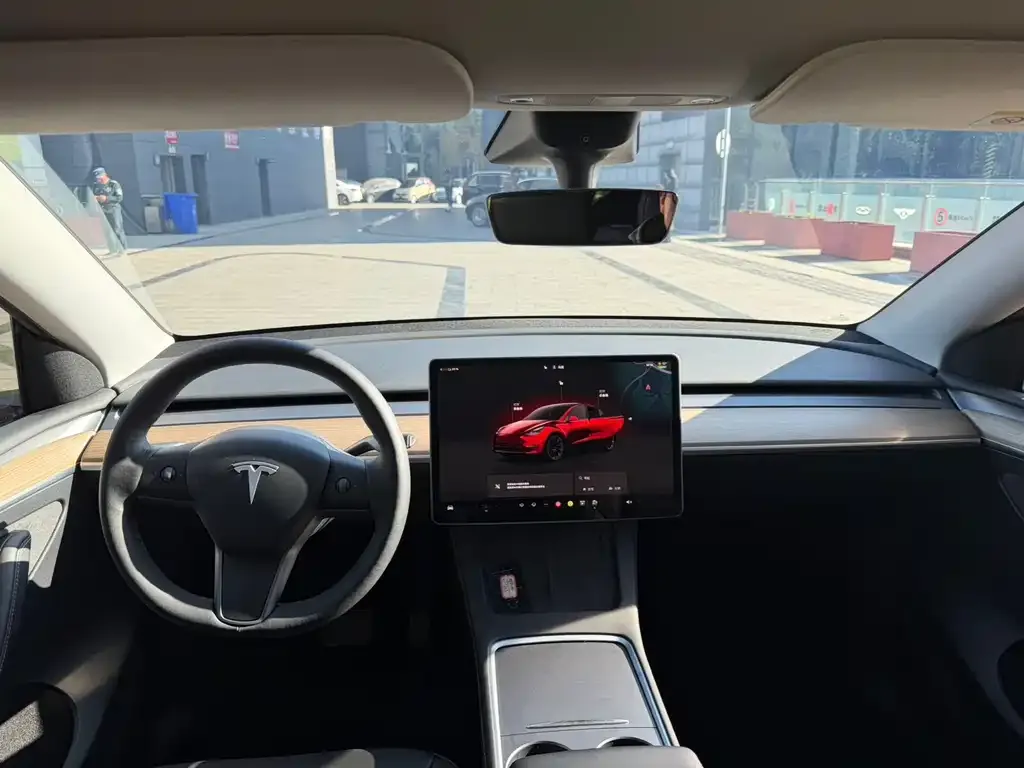 Tesla Model Y 2022 из CN, фото 2