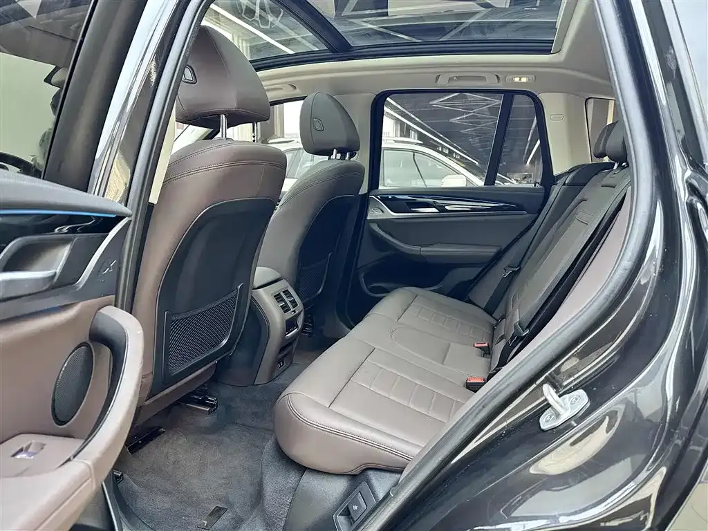 BMW iX3 2021 из CN, фото 9