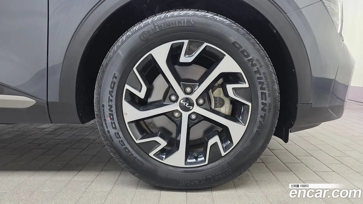 Kia Sportage — фото 8