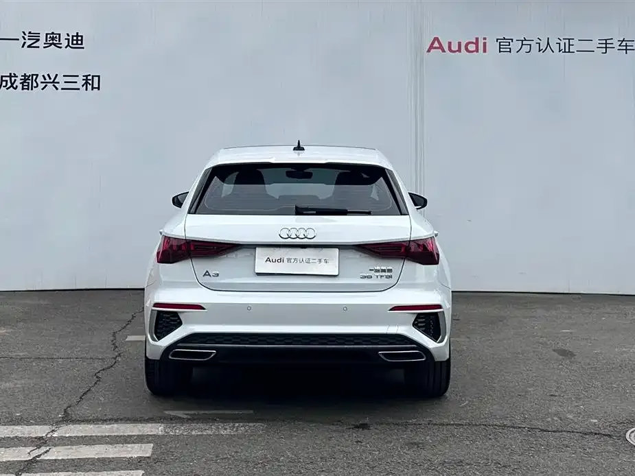 Audi A3 2023 из CN, фото 8