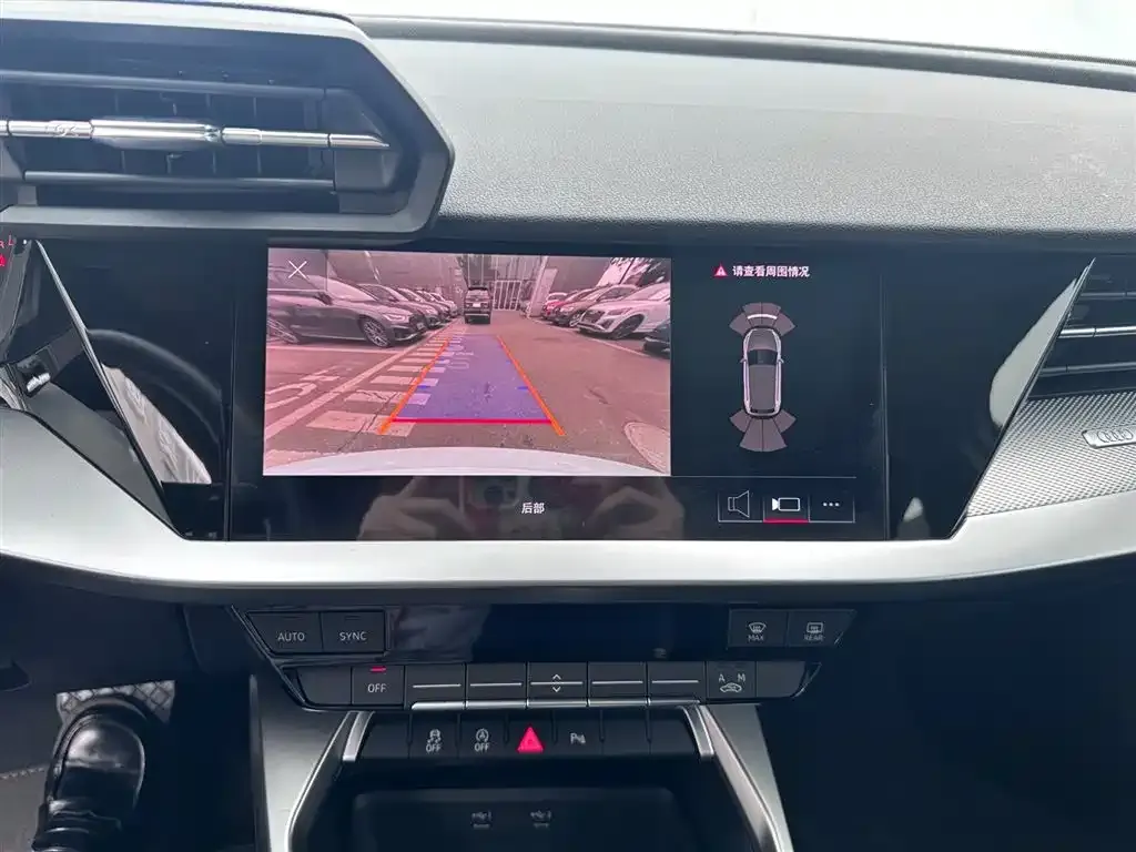 Audi A3 2023 из CN, фото 4
