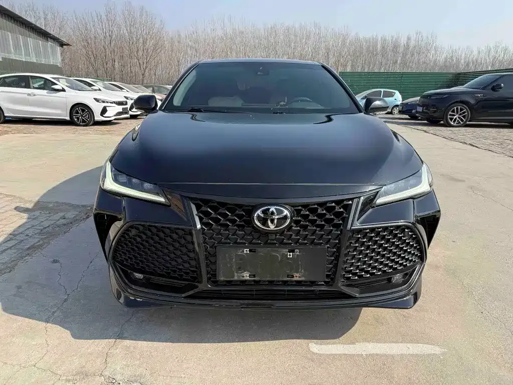 Toyota Avalon 2022 из CN, фото 2