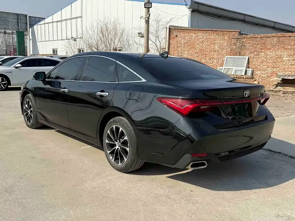 Toyota Avalon 2022 из CN, фото 7