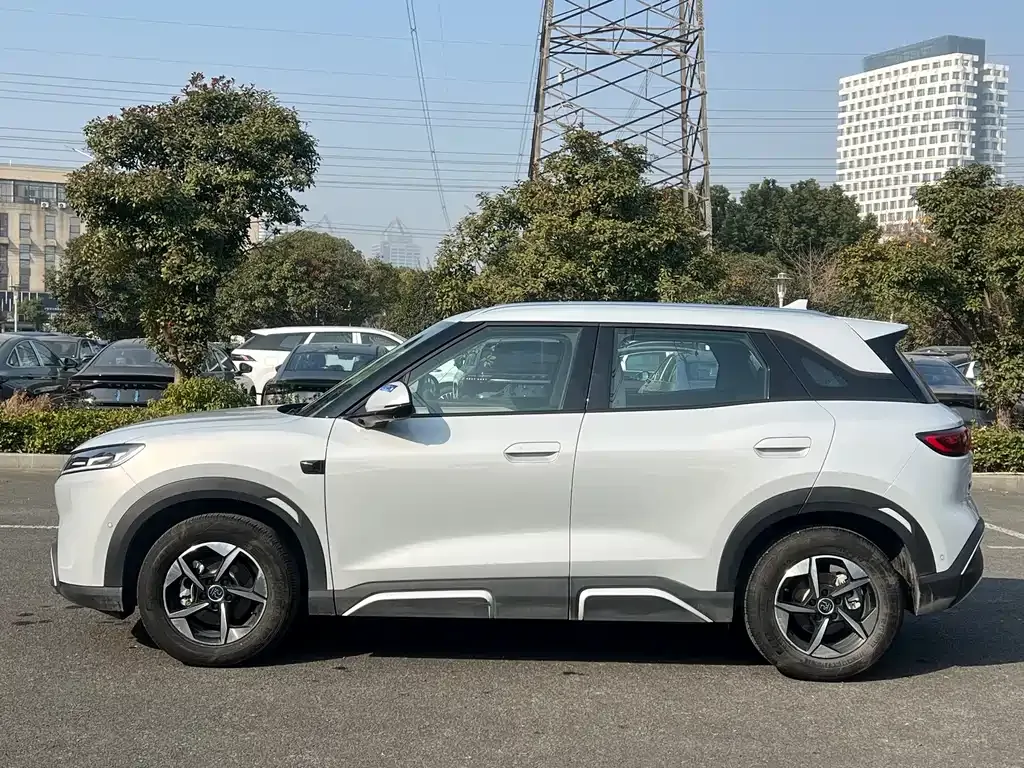 BYD Yuan UP 2025 из CN, фото 9