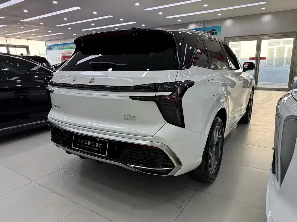 Hongqi HS3 PHEV 2024 из CN, фото 3