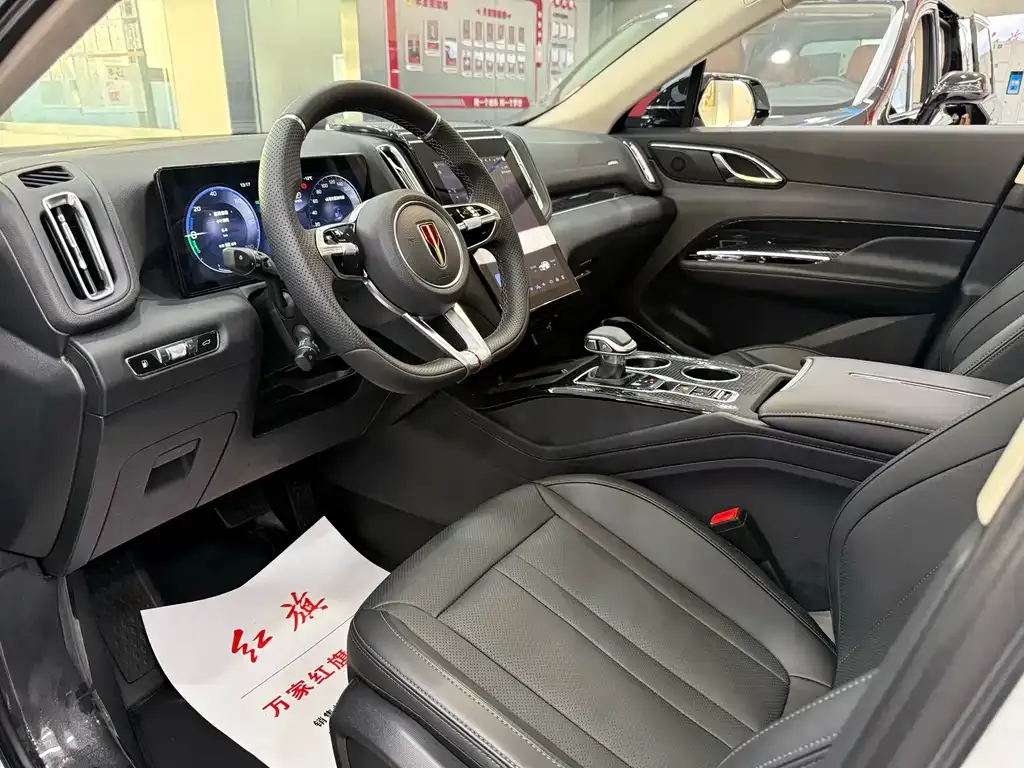 Hongqi HS3 PHEV 2024 из CN, фото 4