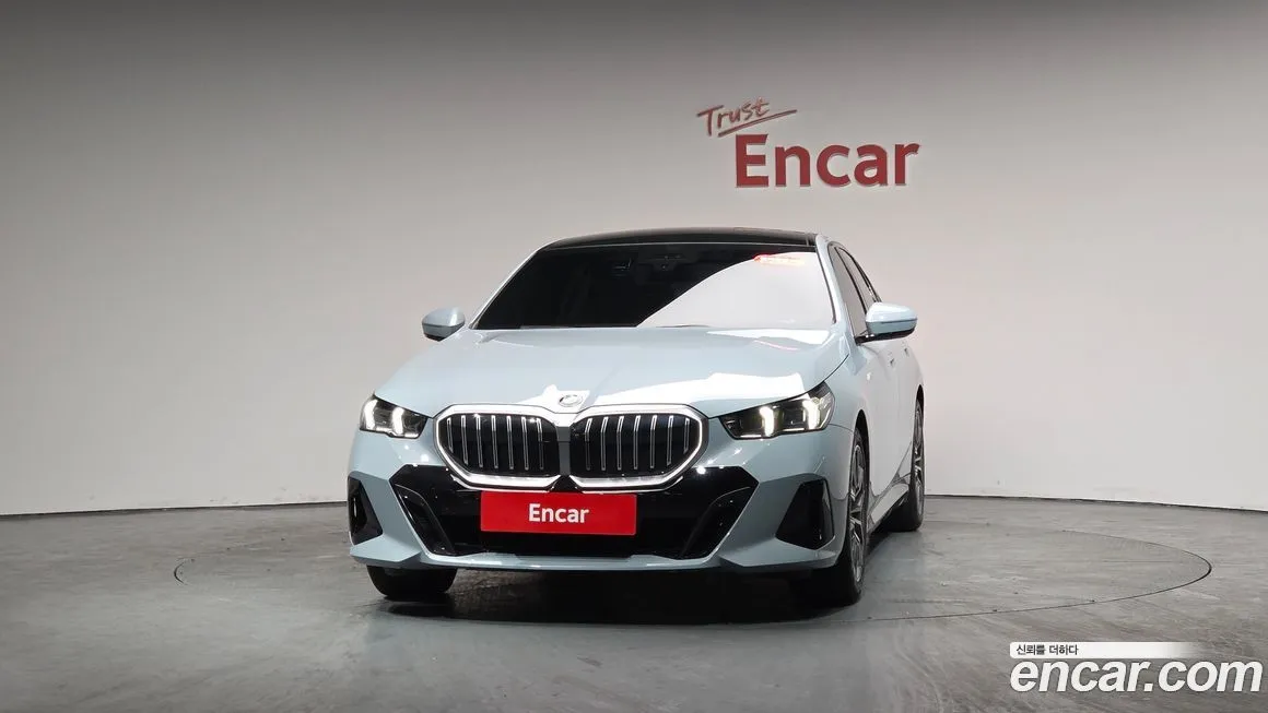 BMW 5-Series — фото 2