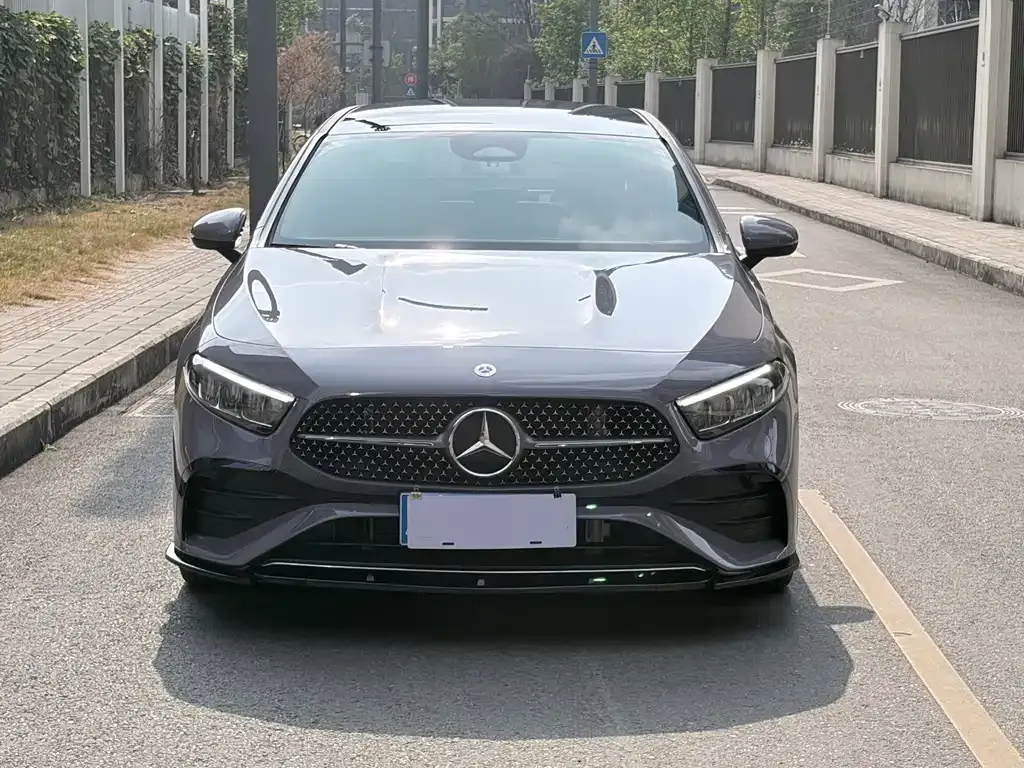 Mercedes-Benz A-Class — фото 9