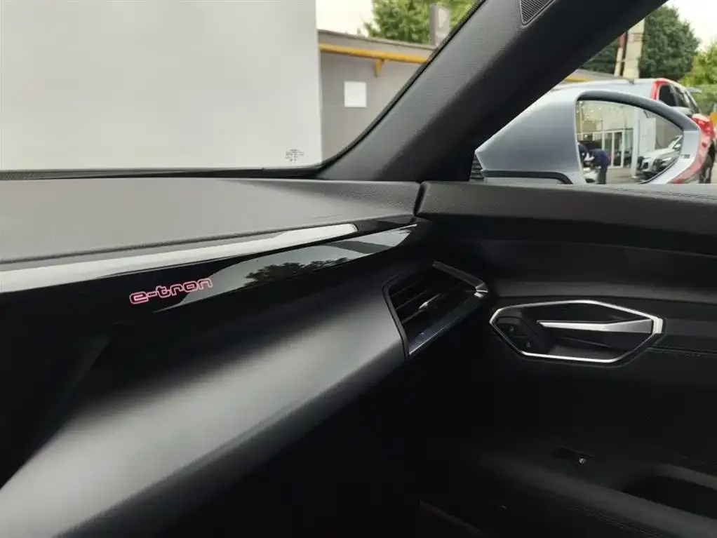 Audi e-tron GT 2024 из CN, фото 4