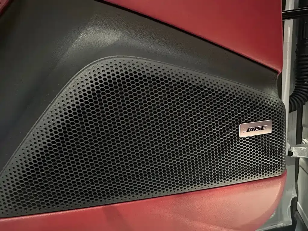 Porsche Macan EV — фото 10
