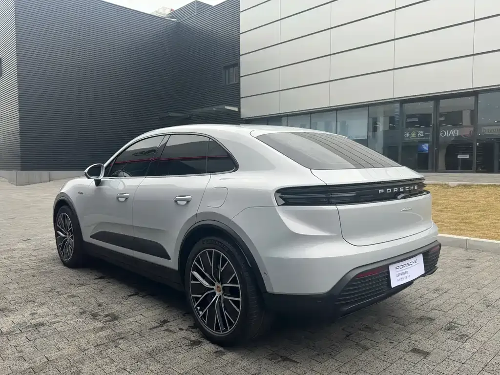 Porsche Macan EV — фото 5