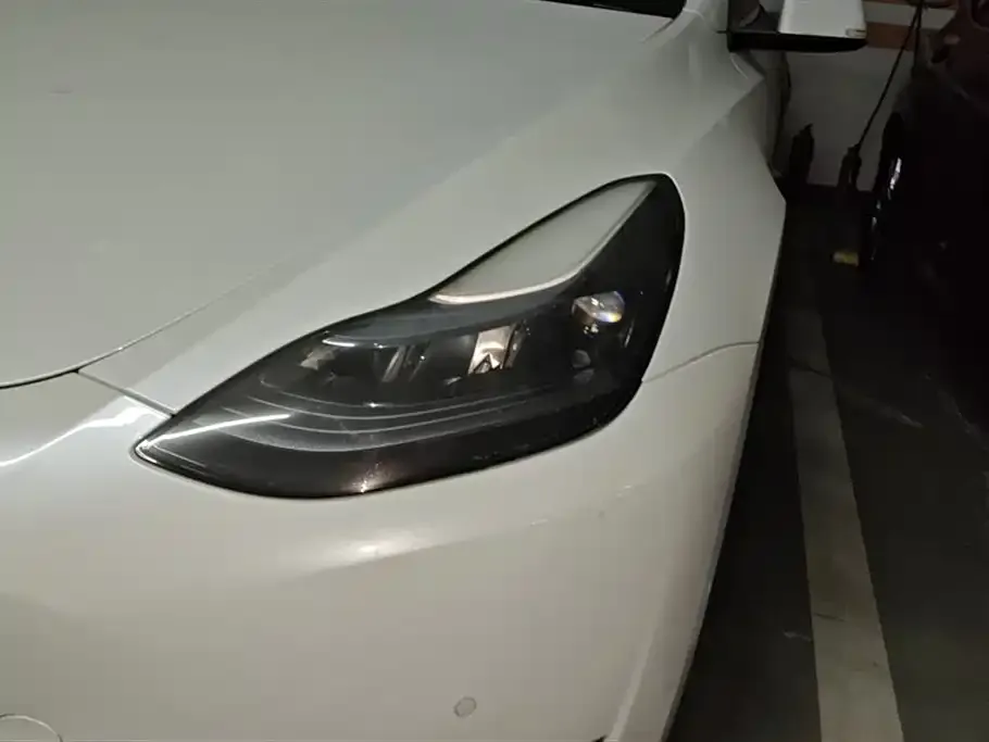 Tesla Model Y 2023 из CN, фото 2