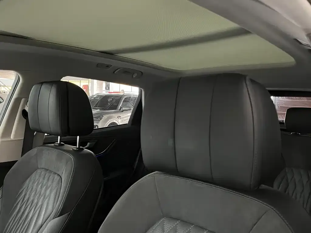 Hongqi HS5 2024 из CN, фото 3