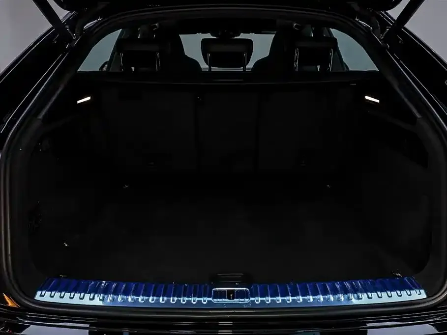 Audi RS Q8 2022 из CN, фото 3