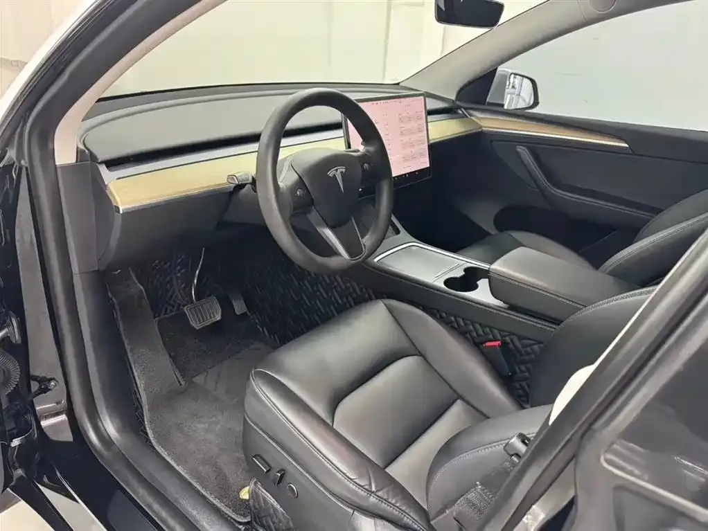 Tesla Model Y 2022 из CN, фото 10