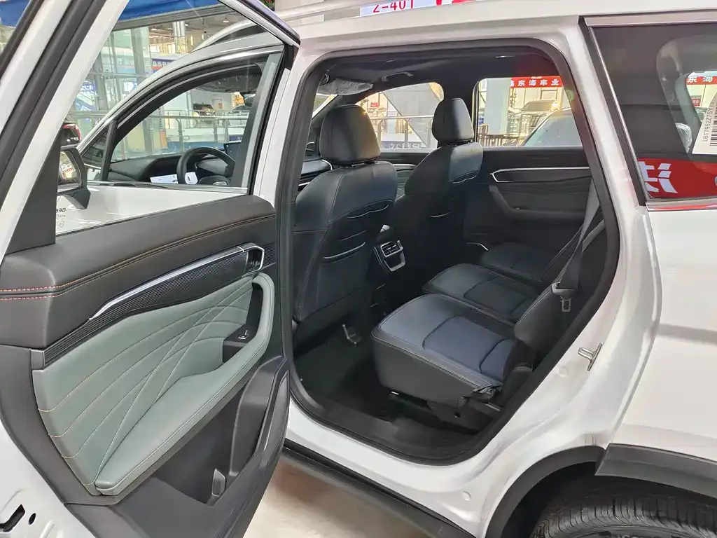 Geely Haoyue L 2025 из CN, фото 7