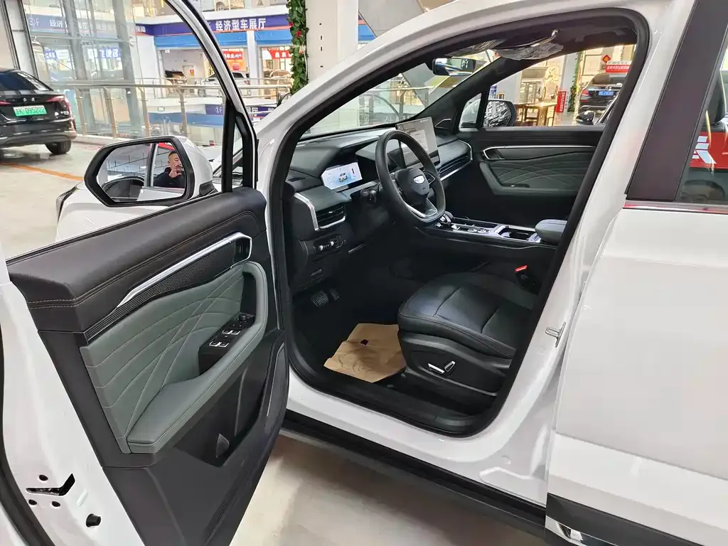 Geely Haoyue L 2025 из CN, фото 9