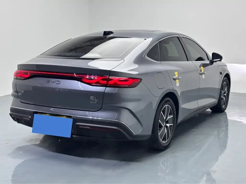 BYD Qin L — фото 9