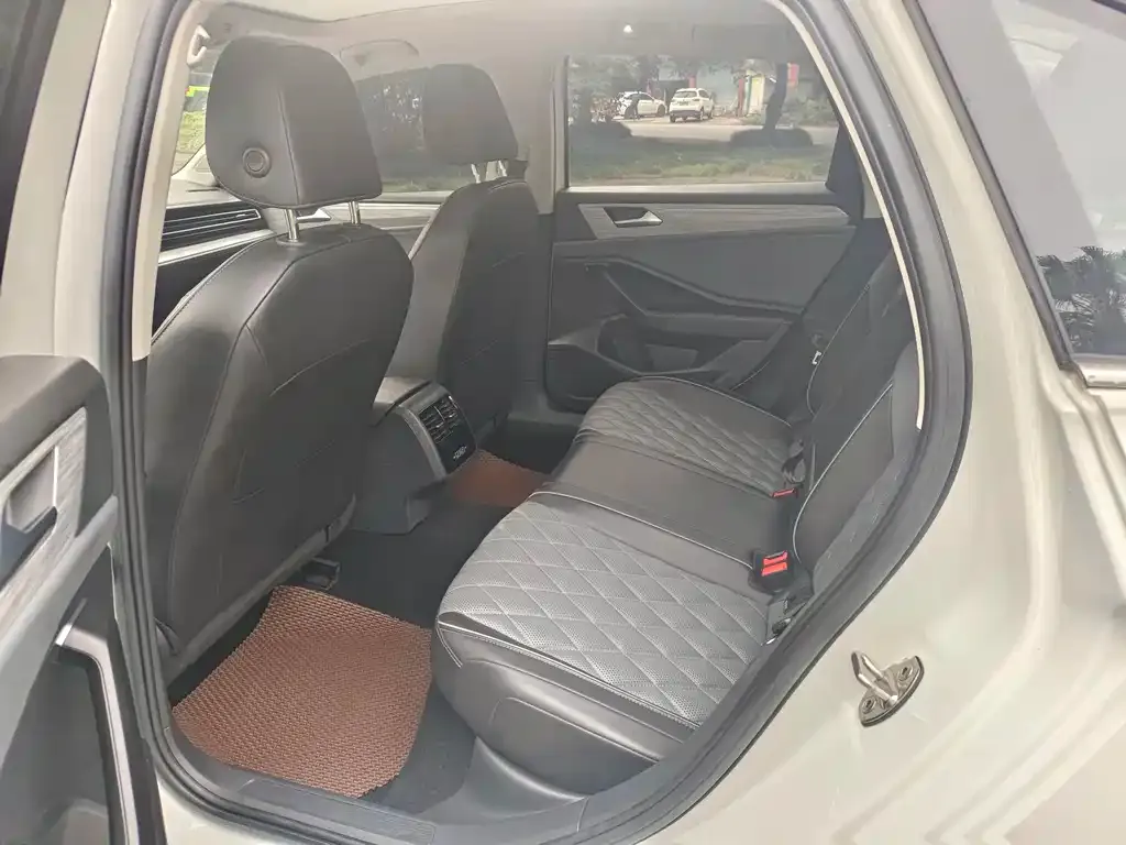 Volkswagen Sagitar 2023 из CN, фото 5