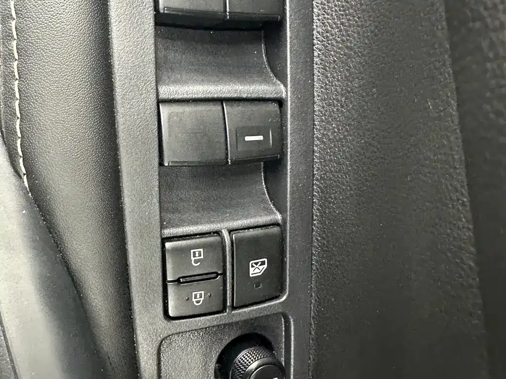 Toyota Corolla 2023 из CN, фото 7