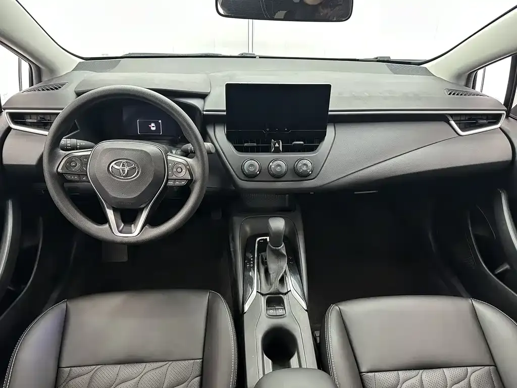 Toyota Corolla 2023 из CN, фото 9