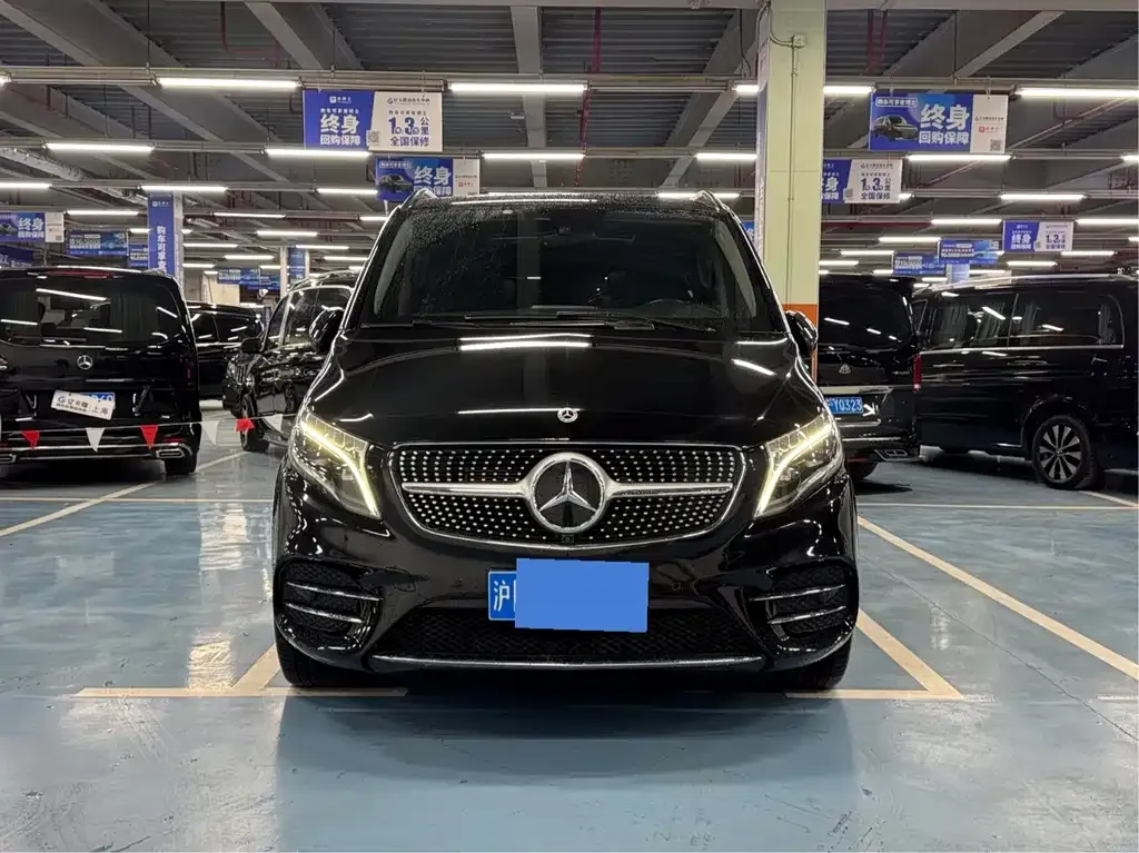 Mercedes-Benz V-Class 2022 из CN, фото 1