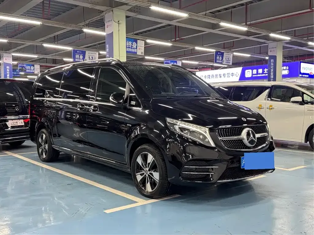 Mercedes-Benz V-Class 2022 из CN, фото 8