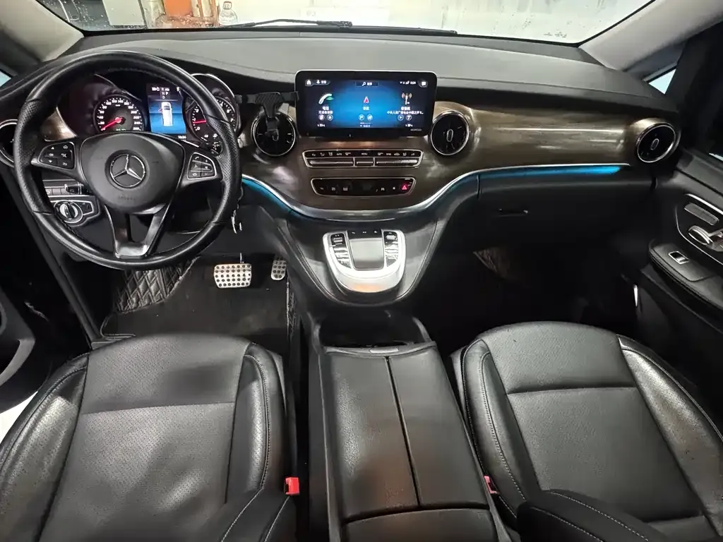 Mercedes-Benz V-Class 2022 из CN, фото 5