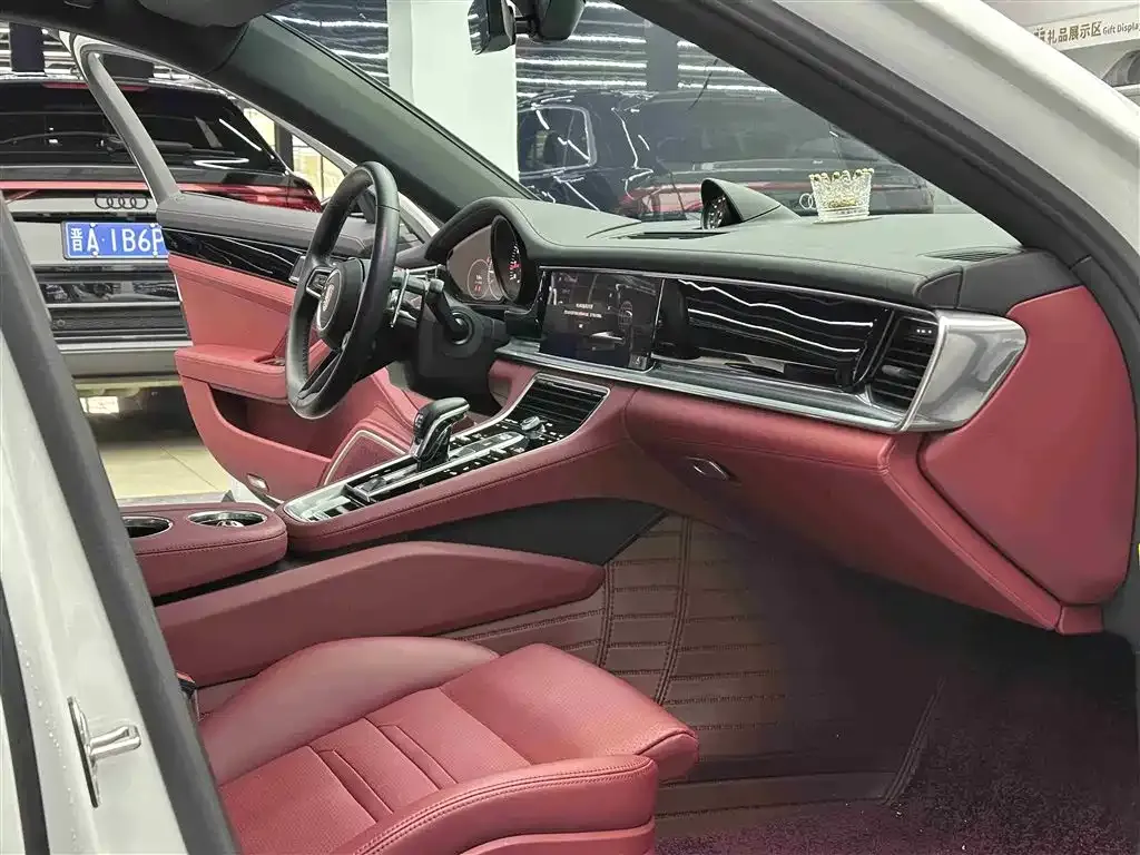 Porsche Panamera 2024 из CN, фото 4