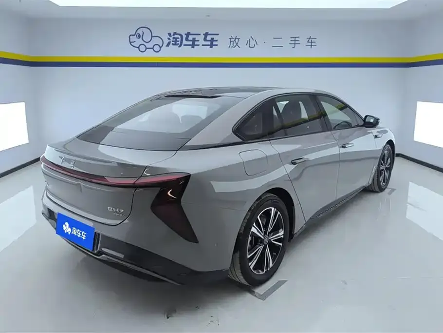 Hongqi EH7 — фото 10