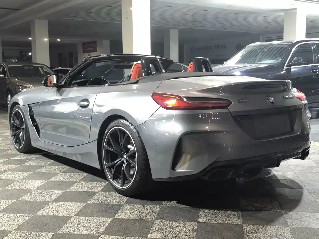 BMW Z4 — фото 7