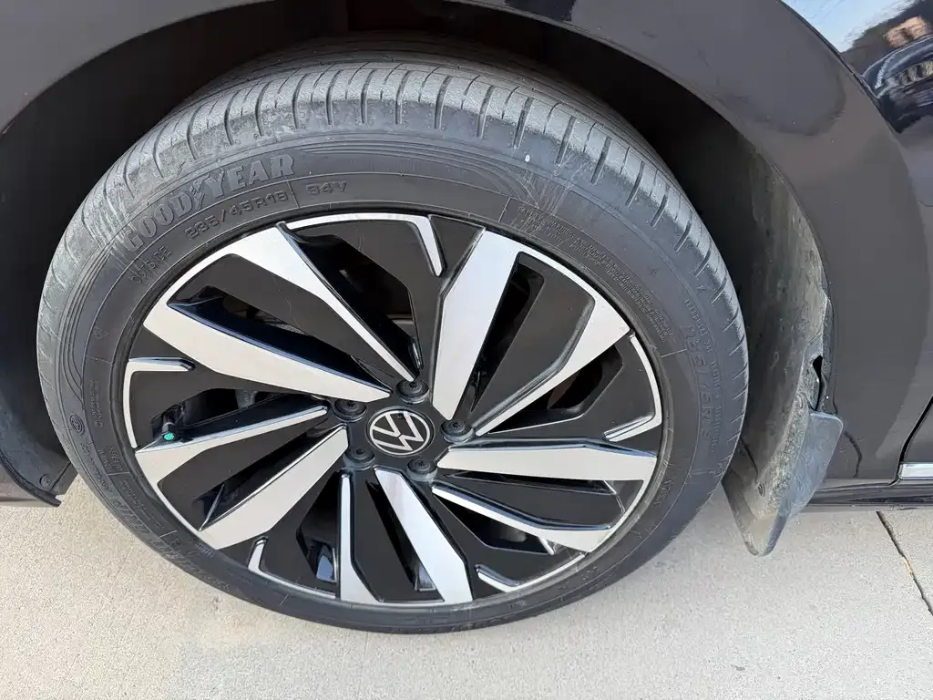 Volkswagen Passat — фото 2