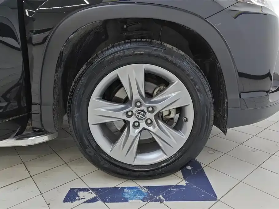 Toyota Highlander 2022 из CN, фото 5