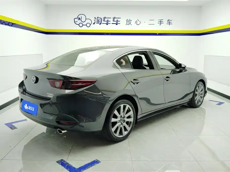 Mazda 3 Axela 2024 из CN, фото 3